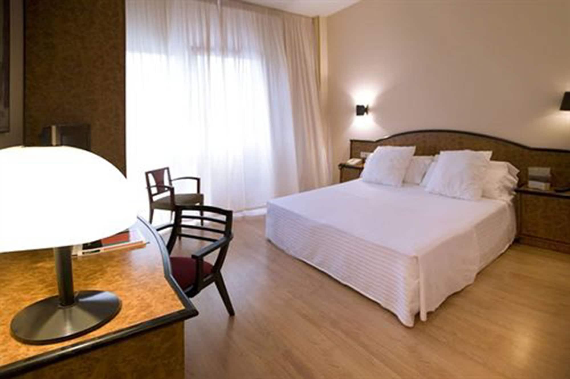 Hotel Air Penedes Vilafranca del Penedes Luaran gambar